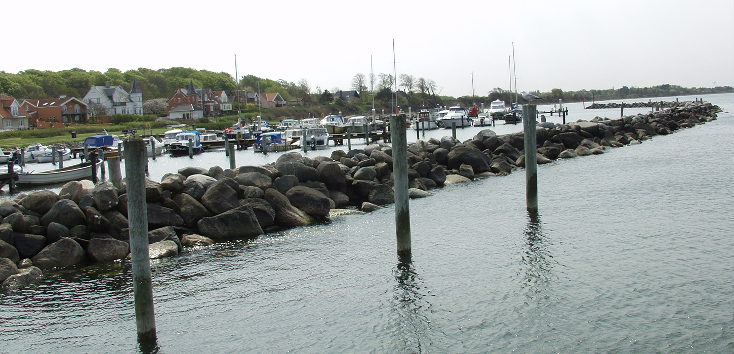 Udsigt fra havnen i Lohals på Nordlangeland